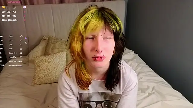 KandraCruser online show from November 14, 2025, 8:07 pm