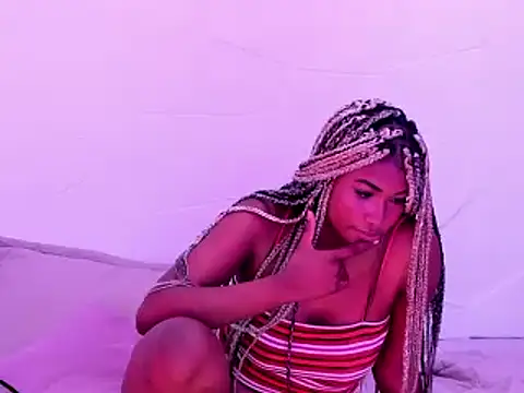 SophiaBloss online show from March 26, 2026, 5:46 am