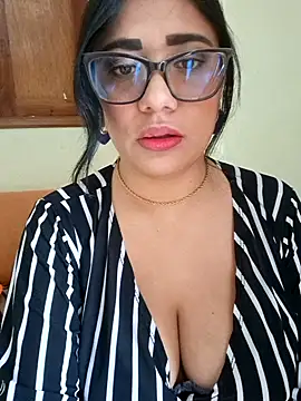 Monse--145 online show from October 2, 2025, 2:13 pm