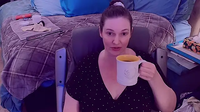 ninajaymes online show from February 21, 2025, 7:45 am