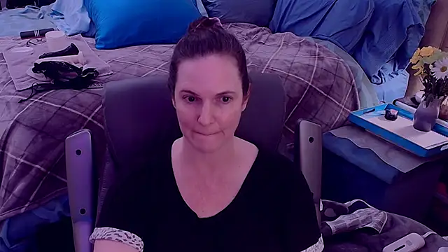 ninajaymes online show from March 20, 2025, 1:02 am