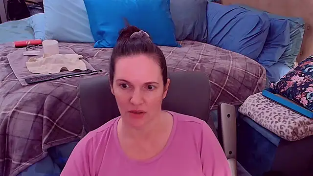 ninajaymes online show from December 3, 2025, 12:14 pm