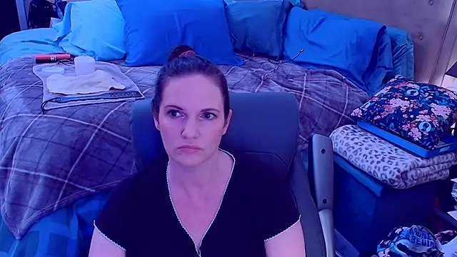 ninajaymes online show from March 3, 2026, 8:37 pm