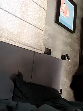 KstnSrg19 online show from November 22, 2025, 2:49 pm