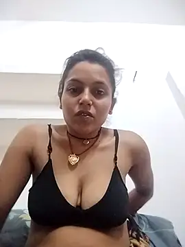 Snapshot of Sonam_shinde chatting on May 20, 2026, 9:32 pm Sonam shinde online show from May 20, 2026, 9:32 pm