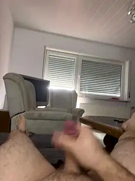 flamur albania online show from November 2, 2025, 11:45 am