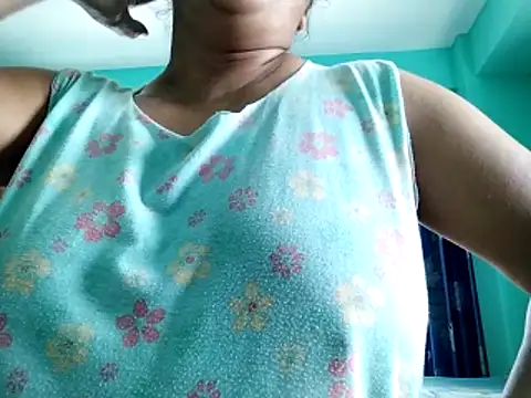 Snapshot of your-shapna chatting on April 25, 2026, 5:21 am your-shapna online show from April 25, 2026, 5:21 am