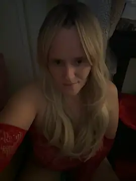 marialuna88 online show from September 20, 2025, 3:13 pm