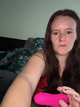 marialuna88 online show from November 2, 2025, 12:07 pm