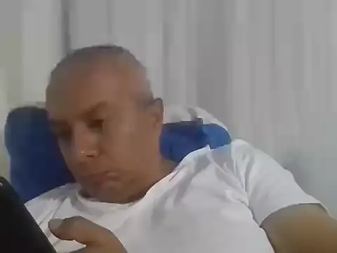 Snapshot of ALFRERM chatting on October 5, 2025, 1:04 am ALFRERM online show from October 5, 2025, 1:04 am