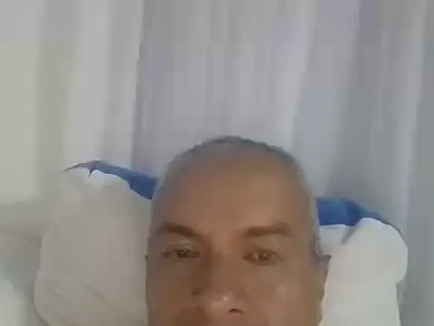 Snapshot of ALFRERM chatting on November 9, 2025, 12:42 am ALFRERM online show from November 9, 2025, 12:42 am