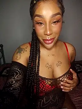 Queen Amara online show from April 19, 2026, 4:12 am