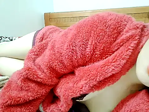 SuhyoCii online show from December 23, 2025, 6:33 am