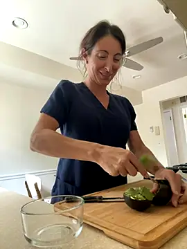 NurseStephania online show from September 16, 2025, 5:03 pm