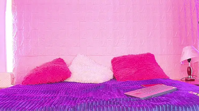 Baby kinky-- online show from October 20, 2025, 2:17 pm