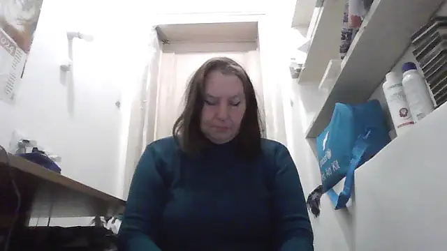 Snapshot of AnnaLive570 chatting on February 3, 2026, 5:27 am AnnaLive570 online show from February 3, 2026, 5:27 am