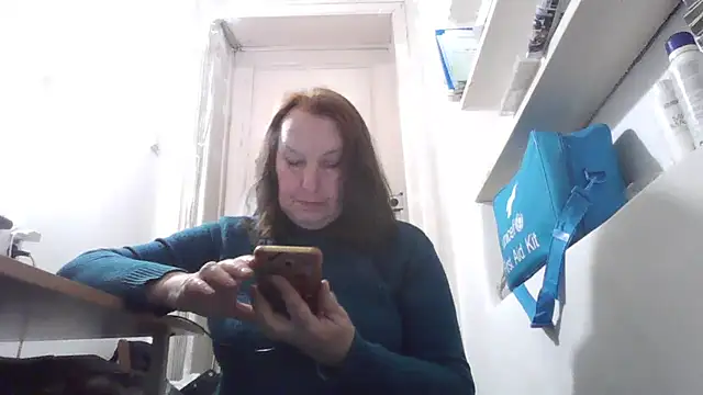 Snapshot of AnnaLive570 chatting on February 5, 2026, 5:34 am AnnaLive570 online show from February 5, 2026, 5:34 am