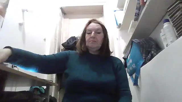 Snapshot of AnnaLive570 chatting on February 9, 2026, 5:33 am AnnaLive570 online show from February 9, 2026, 5:33 am