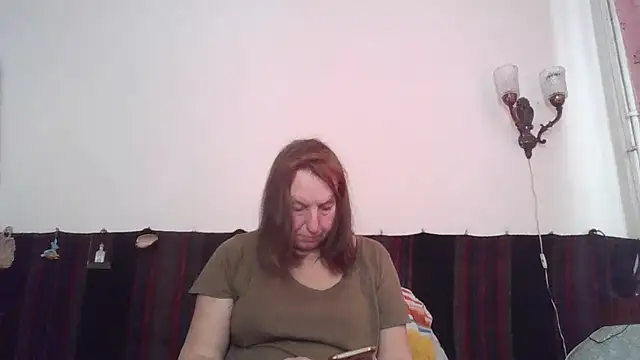 Snapshot of AnnaLive570 chatting on March 16, 2026, 5:44 am AnnaLive570 online show from March 16, 2026, 5:44 am