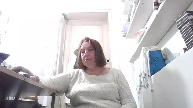 Snapshot of AnnaLive570 chatting on March 26, 2026, 12:44 pm AnnaLive570 online show from March 26, 2026, 12:44 pm