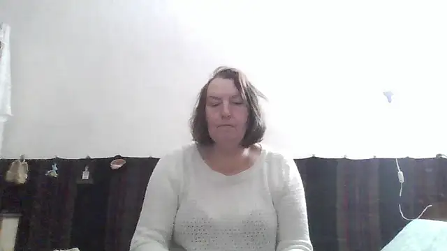 Snapshot of AnnaLive570 chatting on April 2, 2026, 12:41 am AnnaLive570 online show from April 2, 2026, 12:41 am