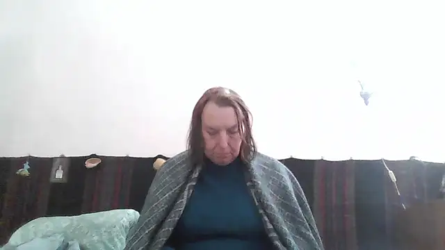 Snapshot of AnnaLive570 chatting on April 10, 2026, 2:33 pm AnnaLive570 online show from April 10, 2026, 2:33 pm