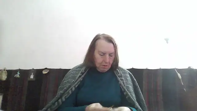 Snapshot of AnnaLive570 chatting on April 11, 2026, 4:17 am AnnaLive570 online show from April 11, 2026, 4:17 am