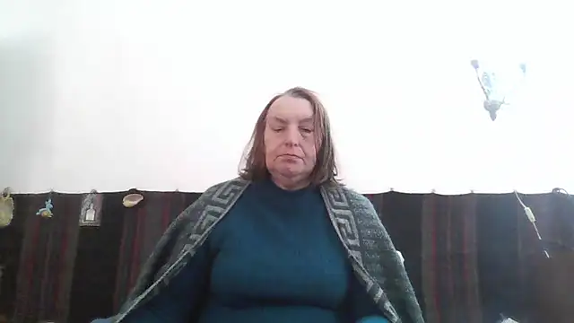 Snapshot of AnnaLive570 chatting on April 11, 2026, 11:36 am AnnaLive570 online show from April 11, 2026, 11:36 am