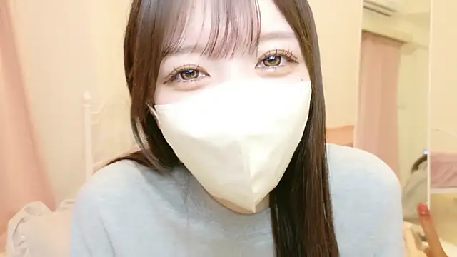 Snapshot of roachan_ chatting on February 23, 2026, 1:30 pm roachan online show from February 23, 2026, 1:30 pm