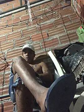 elpeluchenegroxxx3 online show from March 4, 2026, 2:50 am