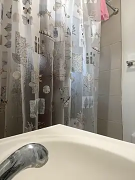 Snapshot of littyleesh1 chatting on April 12, 2026, 1:38 pm littyleesh1 online show from April 12, 2026, 1:38 pm