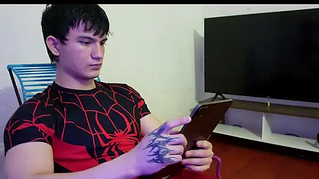 ErickWalton online show from December 1, 2025, 5:12 am