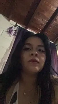 Snapshot of SweetKimi_ chatting on November 6, 2025, 8:10 pm SweetKimi online show from November 6, 2025, 8:10 pm