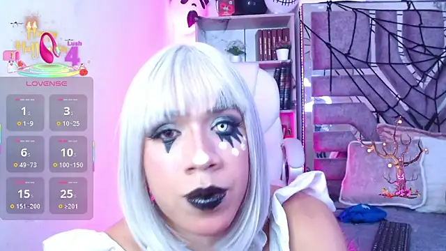 Eva Walker  online show from October 27, 2025, 5:22 am