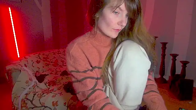 Snapshot of Blossom94 chatting on January 7, 2026, 5:43 am Blossom94 online show from January 7, 2026, 5:43 am