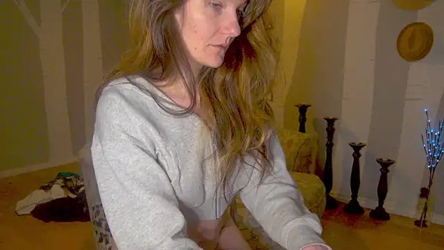 Snapshot of Blossom94 chatting on February 2, 2026, 4:49 pm Blossom94 online show from February 2, 2026, 4:49 pm