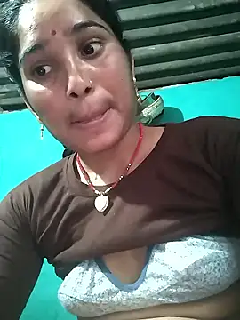 Snapshot of Hot_cupal chatting on September 24, 2025, 6:39 am Hot cupal online show from September 24, 2025, 6:39 am