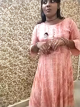 Snapshot of Rashmi_Pathak chatting on September 9, 2025, 6:29 pm Rashmi Pathak online show from September 9, 2025, 6:29 pm