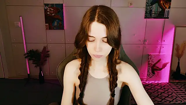 Yoka paradoXXX online show from April 8, 2026, 9:09 am