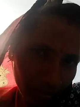 KIRTI12 HOT online show from November 17, 2025, 6:08 am