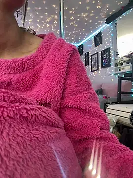 icy pisces online show from December 14, 2025, 7:47 am