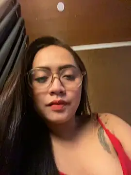 yourdevilsweettsx online show from November 7, 2025, 12:16 pm