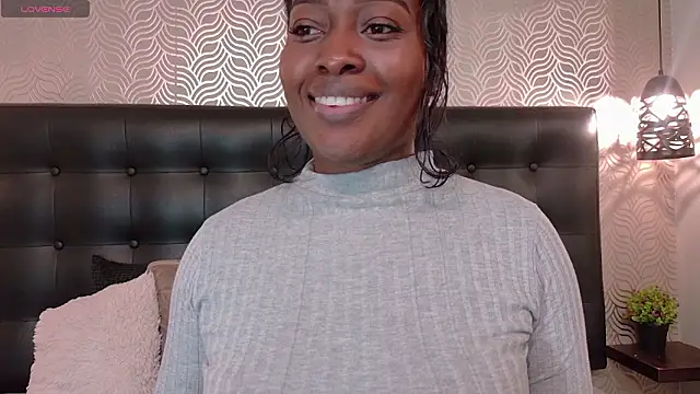 Snapshot of NaiaraMasson_ chatting on March 9, 2026, 12:09 pm NaiaraMasson online show from March 9, 2026, 12:09 pm