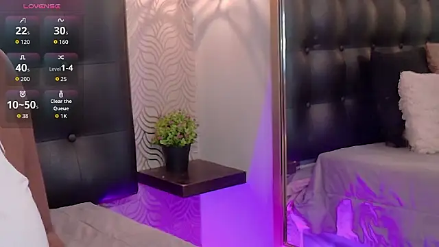 Snapshot of NaiaraMasson_ chatting on March 10, 2026, 11:59 am NaiaraMasson online show from March 10, 2026, 11:59 am