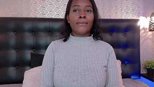 Snapshot of NaiaraMasson_ chatting on April 1, 2026, 12:17 pm NaiaraMasson online show from April 1, 2026, 12:17 pm