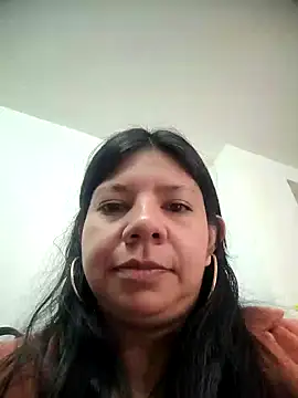 kinky momm online show from September 30, 2025, 2:55 pm