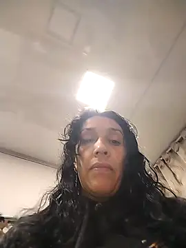 Shantey Laurent online show from December 16, 2025, 1:49 pm