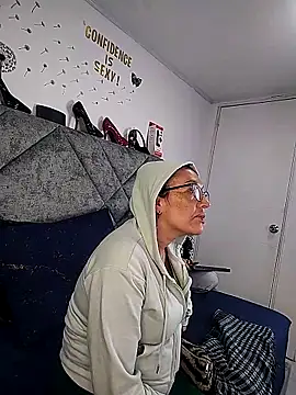 Shantey Laurent online show from February 1, 2026, 2:37 pm