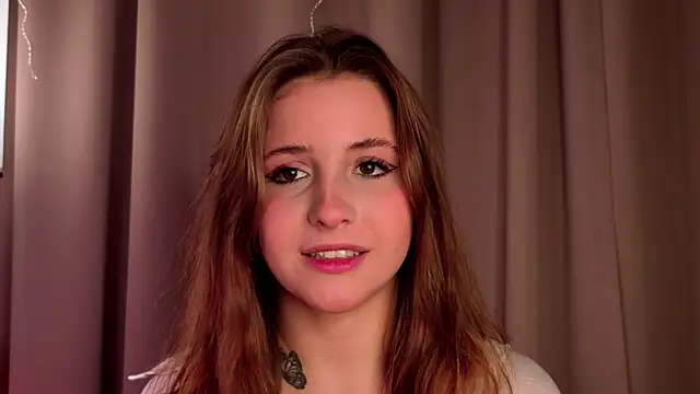 Snapshot of LoveSeekins chatting on February 8, 2026, 7:50 pm LoveSeekins online show from February 8, 2026, 7:50 pm