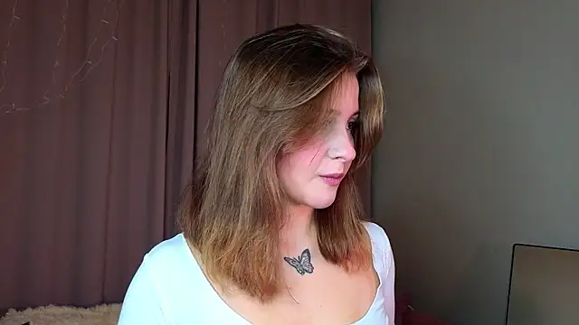 Snapshot of LoveSeekins chatting on February 13, 2026, 7:10 pm LoveSeekins online show from February 13, 2026, 7:10 pm